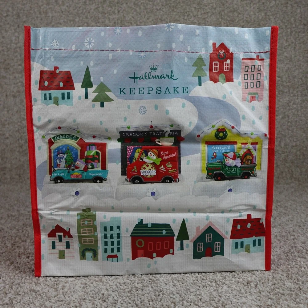 Hallmark Keepsake Reusable Shopping Bag Christmas Winter Village So Much Merry
